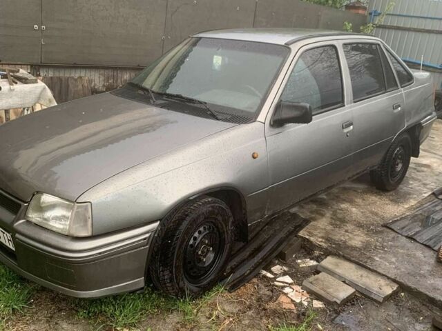 Сірий Деу Сенс, об'ємом двигуна 1.5 л та пробігом 235 тис. км за 1200 $, фото 1 на Automoto.ua