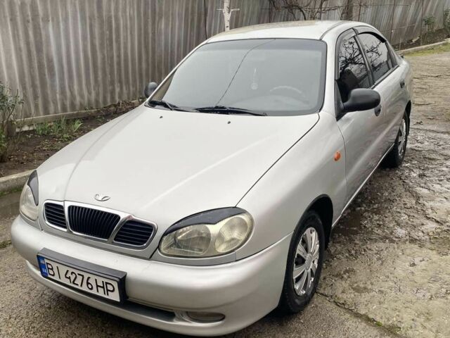 Серый Дэу Сенс, объемом двигателя 1.5 л и пробегом 35 тыс. км за 2004 $, фото 1 на Automoto.ua