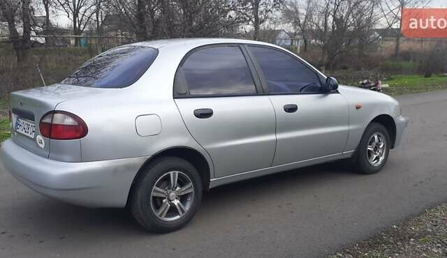 Серый Дэу Сенс, объемом двигателя 1.3 л и пробегом 268 тыс. км за 1500 $, фото 1 на Automoto.ua