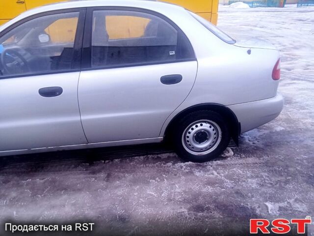 Сірий Деу Сенс, об'ємом двигуна 1.3 л та пробігом 250 тис. км за 1600 $, фото 1 на Automoto.ua