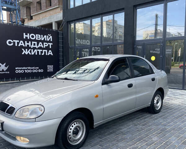 Сірий Деу Сенс, об'ємом двигуна 1.3 л та пробігом 137 тис. км за 2250 $, фото 1 на Automoto.ua