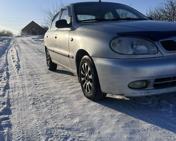 Серый Дэу Сенс, объемом двигателя 1.3 л и пробегом 200 тыс. км за 1599 $, фото 1 на Automoto.ua