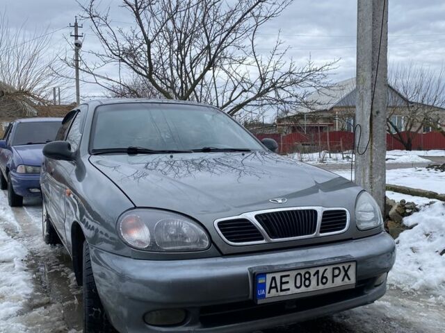 Серый Дэу Сенс, объемом двигателя 1.5 л и пробегом 250 тыс. км за 1900 $, фото 1 на Automoto.ua