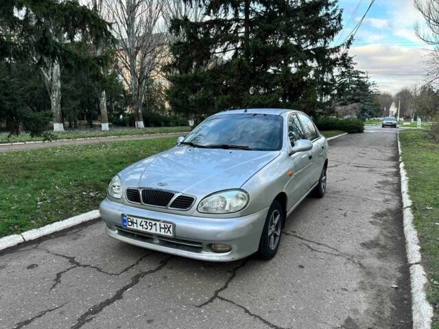 Сірий Деу Сенс, об'ємом двигуна 1.5 л та пробігом 176 тис. км за 2000 $, фото 1 на Automoto.ua