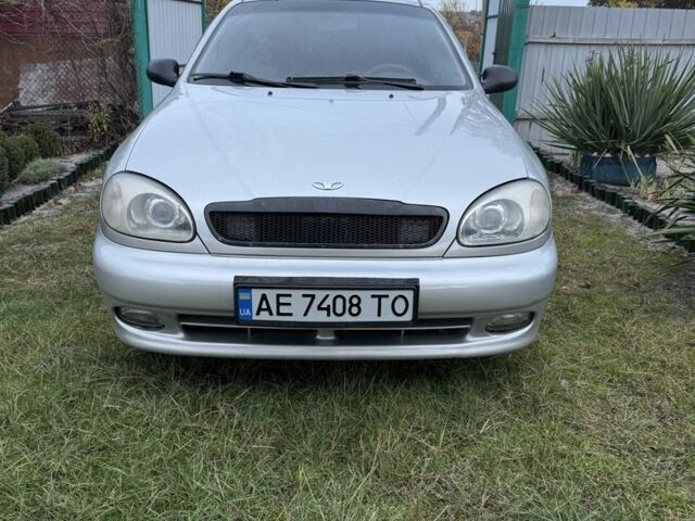 Деу Сенс 2003 у Синельниковом на Automoto.ua Сірий Деу Сенс, об'ємом двигуна 1.5 л та пробігом 150 тис. км за 2300 $, фото 1 на Automoto.ua