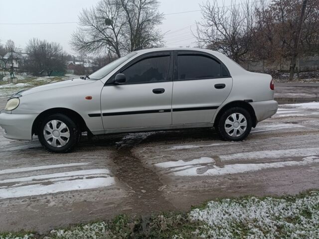 Серый Дэу Сенс, объемом двигателя 1 л и пробегом 246 тыс. км за 2250 $, фото 1 на Automoto.ua