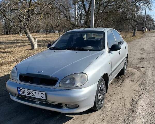 Серый Дэу Сенс, объемом двигателя 0 л и пробегом 240 тыс. км за 1200 $, фото 1 на Automoto.ua