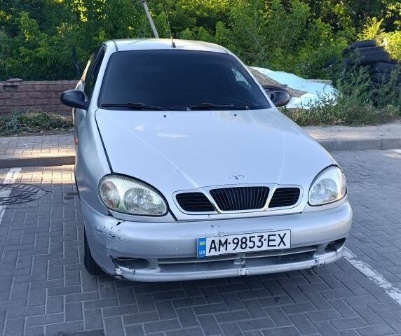 Сірий Деу Сенс, об'ємом двигуна 1.5 л та пробігом 32 тис. км за 1000 $, фото 1 на Automoto.ua