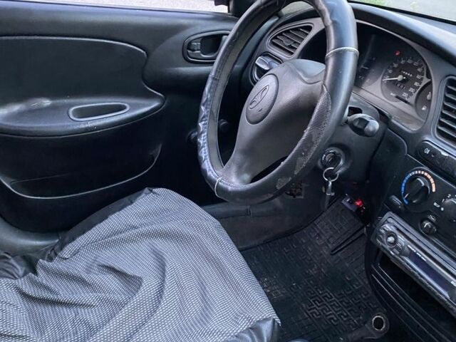 Сірий Деу Сенс, об'ємом двигуна 1.3 л та пробігом 280 тис. км за 1102 $, фото 1 на Automoto.ua