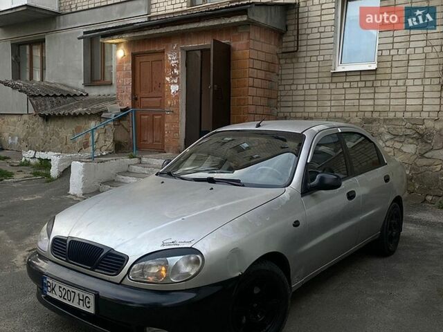 Сірий Деу Сенс, об'ємом двигуна 1.3 л та пробігом 300 тис. км за 500 $, фото 1 на Automoto.ua