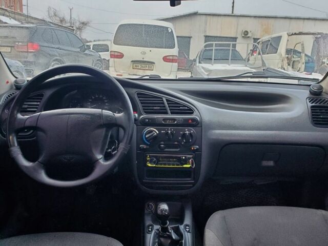 Сірий Деу Сенс, об'ємом двигуна 1.3 л та пробігом 250 тис. км за 2000 $, фото 1 на Automoto.ua