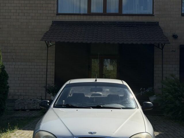 Сірий Деу Сенс, об'ємом двигуна 1.3 л та пробігом 240 тис. км за 1599 $, фото 1 на Automoto.ua
