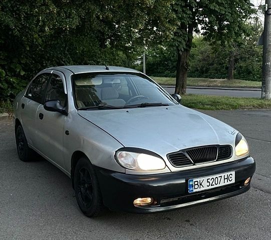 Серый Дэу Сенс, объемом двигателя 1.3 л и пробегом 299 тыс. км за 1250 $, фото 1 на Automoto.ua