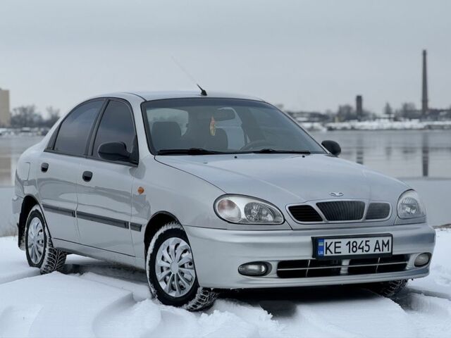 Серый Дэу Сенс, объемом двигателя 1.5 л и пробегом 203 тыс. км за 2750 $, фото 1 на Automoto.ua