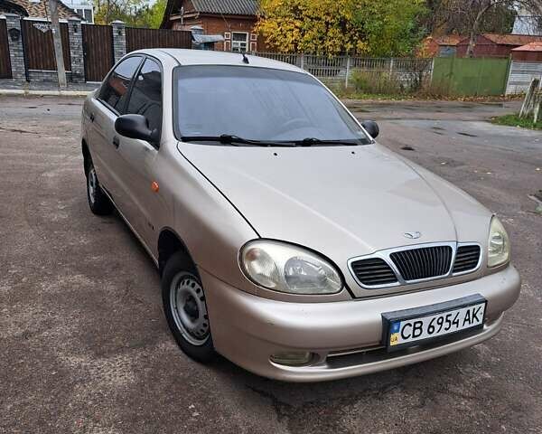 Сірий Деу Сенс, об'ємом двигуна 1.3 л та пробігом 175 тис. км за 2000 $, фото 1 на Automoto.ua