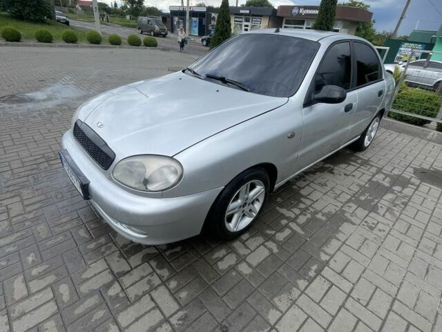 Сірий Деу Сенс, об'ємом двигуна 1.5 л та пробігом 386 тис. км за 2000 $, фото 1 на Automoto.ua