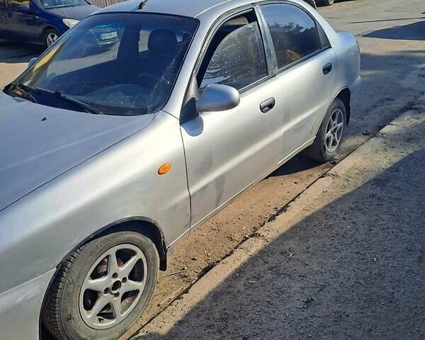 Сірий Деу Сенс, об'ємом двигуна 1.5 л та пробігом 228 тис. км за 1600 $, фото 1 на Automoto.ua