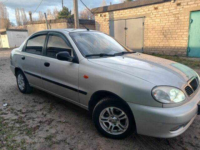 Серый Дэу Сенс, объемом двигателя 1.3 л и пробегом 200 тыс. км за 1999 $, фото 1 на Automoto.ua