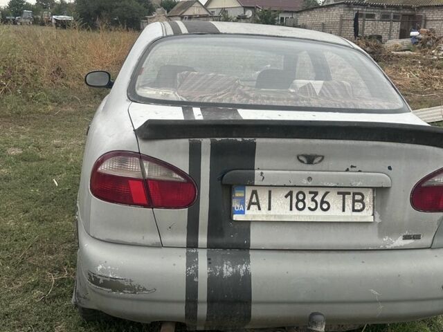 Сірий Деу Сенс, об'ємом двигуна 1.5 л та пробігом 322 тис. км за 671 $, фото 1 на Automoto.ua