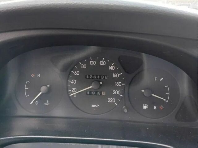 Сірий Деу Сенс, об'ємом двигуна 0 л та пробігом 127 тис. км за 2000 $, фото 1 на Automoto.ua