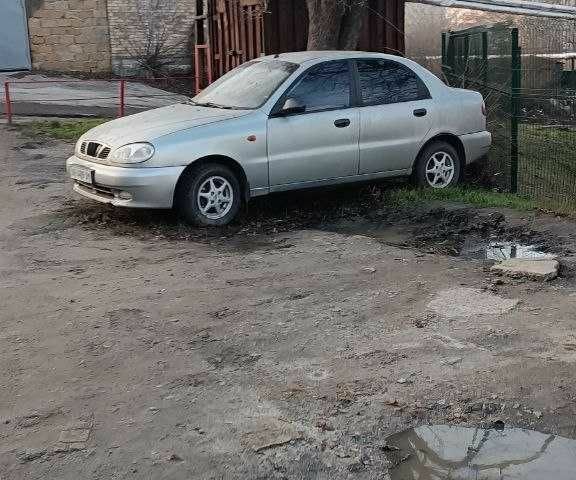 Сірий Деу Сенс, об'ємом двигуна 1.3 л та пробігом 220 тис. км за 1505 $, фото 1 на Automoto.ua