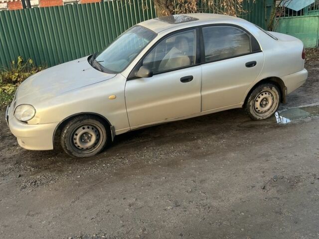 Сірий Деу Сенс, об'ємом двигуна 1.5 л та пробігом 300 тис. км за 1000 $, фото 1 на Automoto.ua