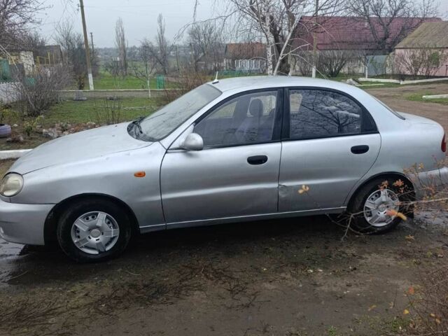 Серый Дэу Сенс, объемом двигателя 1.3 л и пробегом 500 тыс. км за 1300 $, фото 1 на Automoto.ua