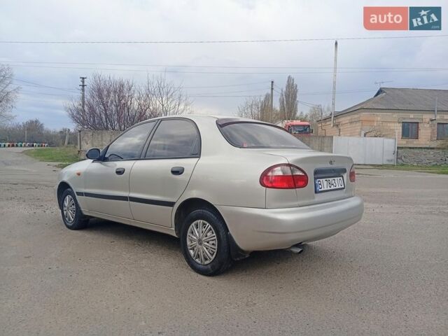 Серый Дэу Сенс, объемом двигателя 1.3 л и пробегом 200 тыс. км за 2000 $, фото 1 на Automoto.ua