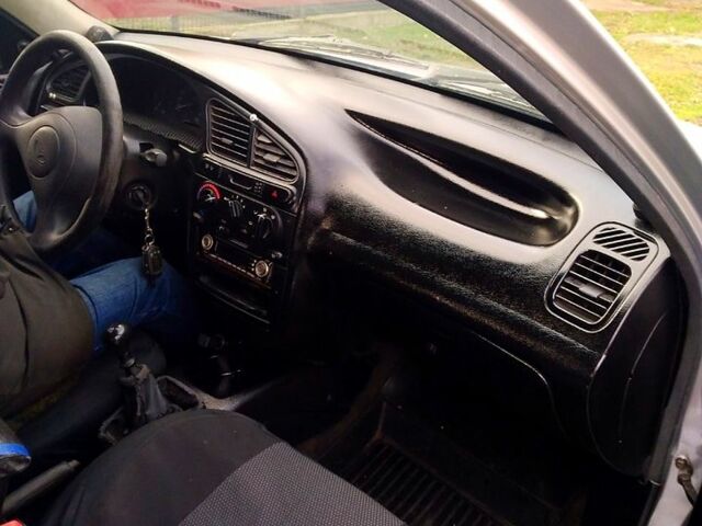 Серый Дэу Сенс, объемом двигателя 1.3 л и пробегом 195 тыс. км за 800 $, фото 1 на Automoto.ua