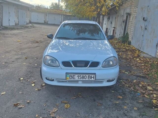 Сірий Деу Сенс, об'ємом двигуна 1.5 л та пробігом 300 тис. км за 2000 $, фото 1 на Automoto.ua
