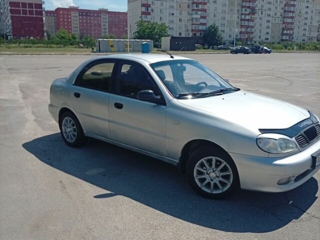 Серый Дэу Сенс, объемом двигателя 1 л и пробегом 158 тыс. км за 2621 $, фото 1 на Automoto.ua