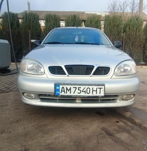 Серый Дэу Сенс, объемом двигателя 1.5 л и пробегом 292 тыс. км за 3030 $, фото 1 на Automoto.ua