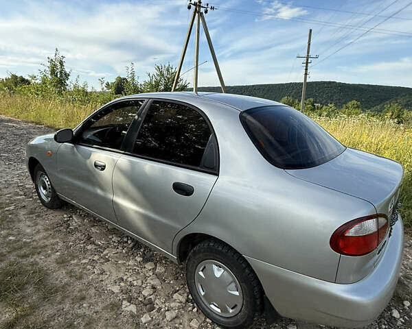 Серый Дэу Сенс, объемом двигателя 0 л и пробегом 51 тыс. км за 4000 $, фото 1 на Automoto.ua