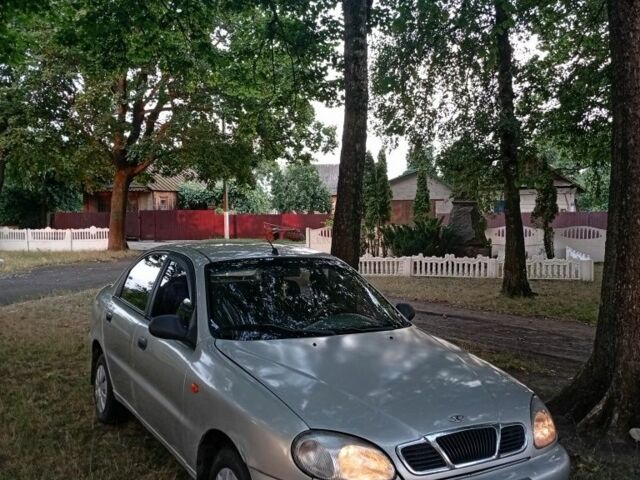 Сірий Деу Сенс, об'ємом двигуна 1.5 л та пробігом 215 тис. км за 1252 $, фото 1 на Automoto.ua