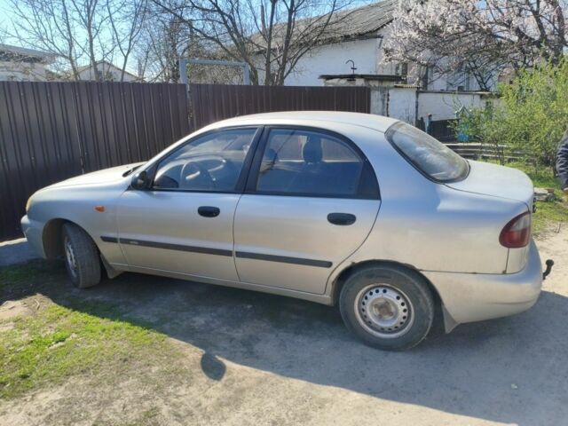 Серый Дэу Сенс, объемом двигателя 1.5 л и пробегом 350 тыс. км за 2000 $, фото 1 на Automoto.ua