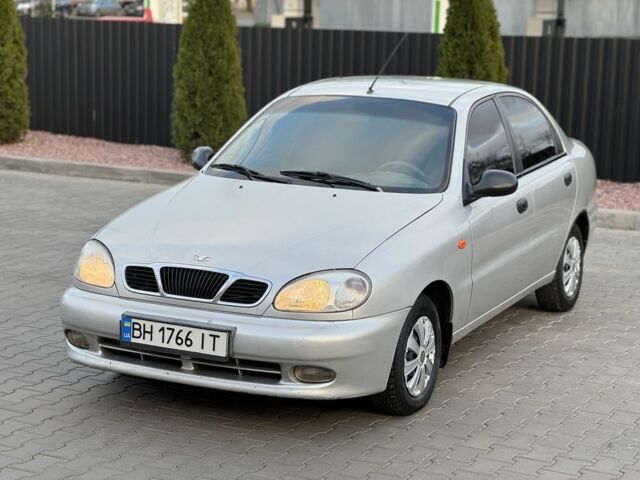 Серый Дэу Сенс, объемом двигателя 1.5 л и пробегом 176 тыс. км за 2400 $, фото 1 на Automoto.ua