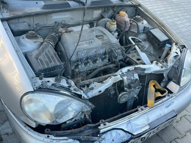 Сірий Деу Сенс, об'ємом двигуна 1.3 л та пробігом 230 тис. км за 1000 $, фото 1 на Automoto.ua