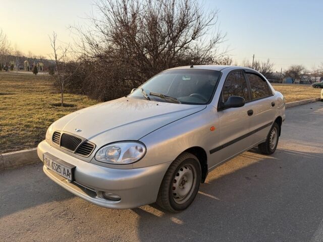 Серый Дэу Сенс, объемом двигателя 1.3 л и пробегом 190 тыс. км за 2000 $, фото 1 на Automoto.ua