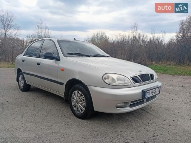 Серый Дэу Сенс, объемом двигателя 1.3 л и пробегом 200 тыс. км за 2000 $, фото 1 на Automoto.ua