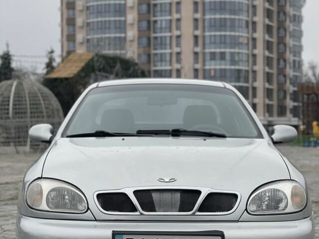 Серый Дэу Сенс, объемом двигателя 1.5 л и пробегом 198 тыс. км за 1699 $, фото 1 на Automoto.ua