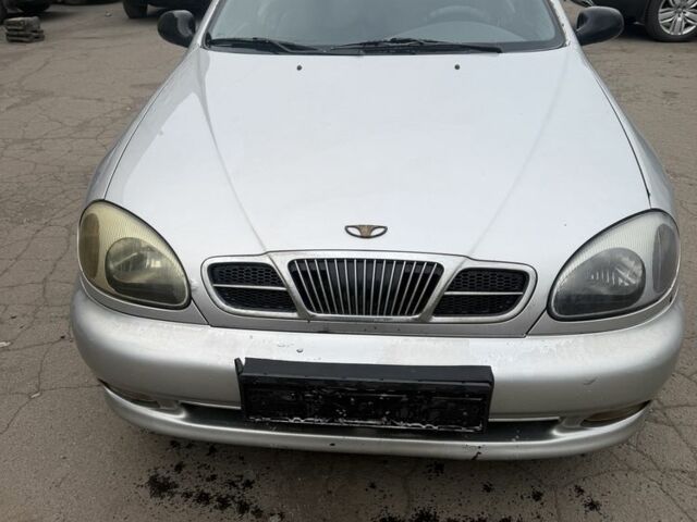 Серый Дэу Сенс, объемом двигателя 1.5 л и пробегом 300 тыс. км за 1600 $, фото 1 на Automoto.ua