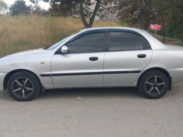 Деу Сенс 2005 у Дніпро (Дніпропетровську) на Automoto.ua Сірий Деу Сенс, об'ємом двигуна 1.5 л та пробігом 301 тис. км за 2550 $, фото 1 на Automoto.ua