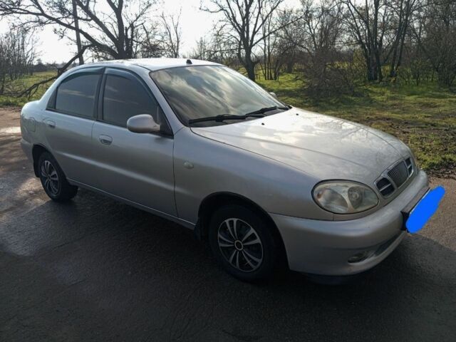 Серый Дэу Сенс, объемом двигателя 1.5 л и пробегом 220 тыс. км за 2500 $, фото 1 на Automoto.ua