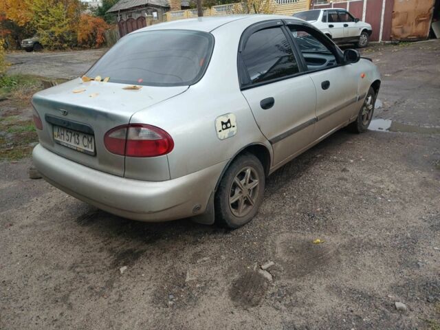 Деу Сенс 2005 у Константиновке на Automoto.ua Сірий Деу Сенс, об'ємом двигуна 1.3 л та пробігом 200 тис. км за 571 $, фото 1 на Automoto.ua