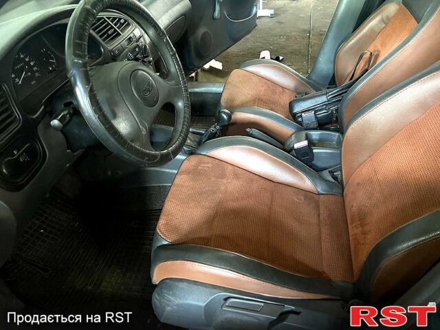 Сірий Деу Сенс, об'ємом двигуна 1.4 л та пробігом 300 тис. км за 1200 $, фото 1 на Automoto.ua