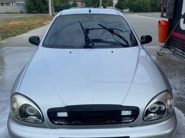 Серый Дэу Сенс, объемом двигателя 1.5 л и пробегом 300 тыс. км за 2406 $, фото 1 на Automoto.ua