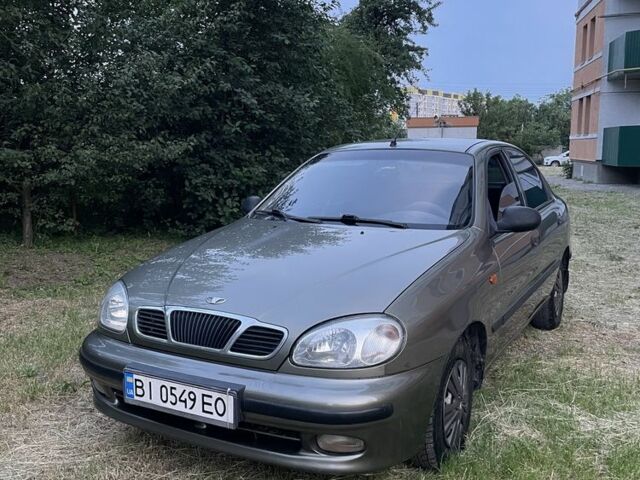 Серый Дэу Сенс, объемом двигателя 1.5 л и пробегом 180 тыс. км за 2799 $, фото 1 на Automoto.ua