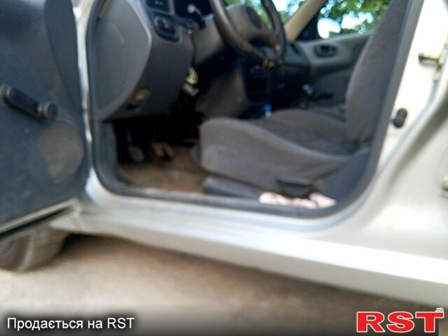 Серый Дэу Сенс, объемом двигателя 1.3 л и пробегом 1800 тыс. км за 930 $, фото 1 на Automoto.ua