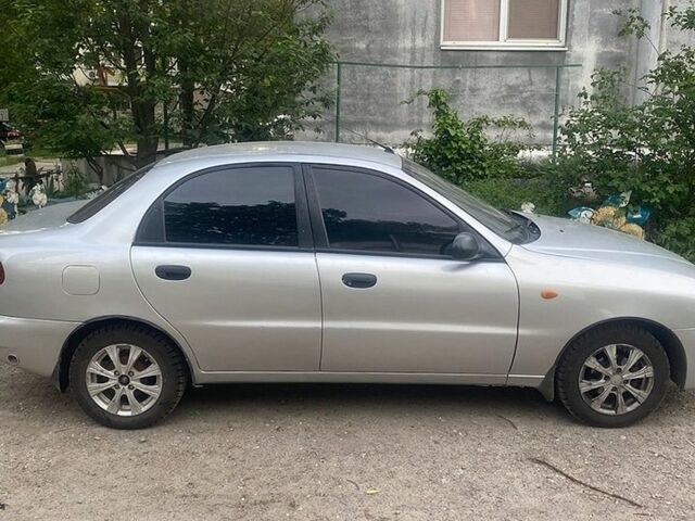 Сірий Деу Сенс, об'ємом двигуна 0 л та пробігом 150 тис. км за 1500 $, фото 1 на Automoto.ua