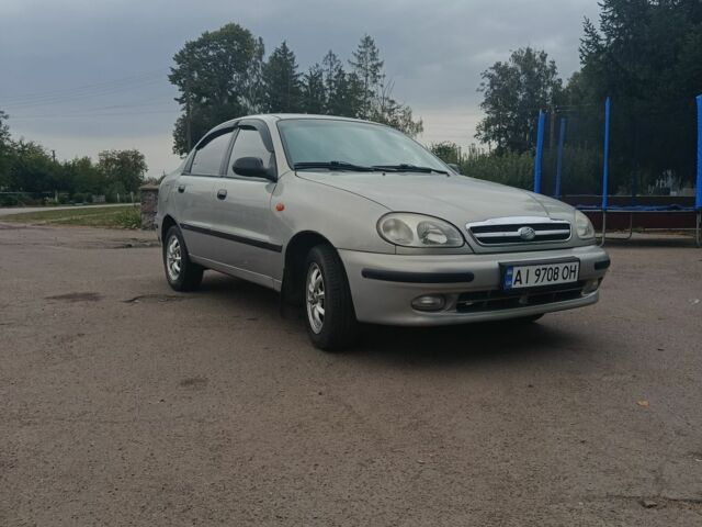 Серый Дэу Сенс, объемом двигателя 1.3 л и пробегом 200 тыс. км за 2000 $, фото 1 на Automoto.ua